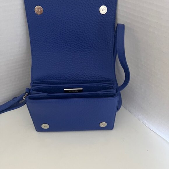 Alxiliary by Aritzia mini shoulder bag. - Picture 2 of 6